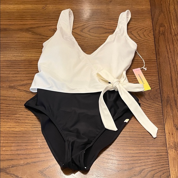 Summersalt Two-Tone The Perfect Wrap Swimsuit, size 6, NWT - Picture 1 of 12
